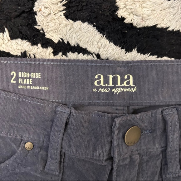 Ana Flare Corduroy Size 2 Grey High Rise Inseam 32" Rise 10" - Picture 5 of 5